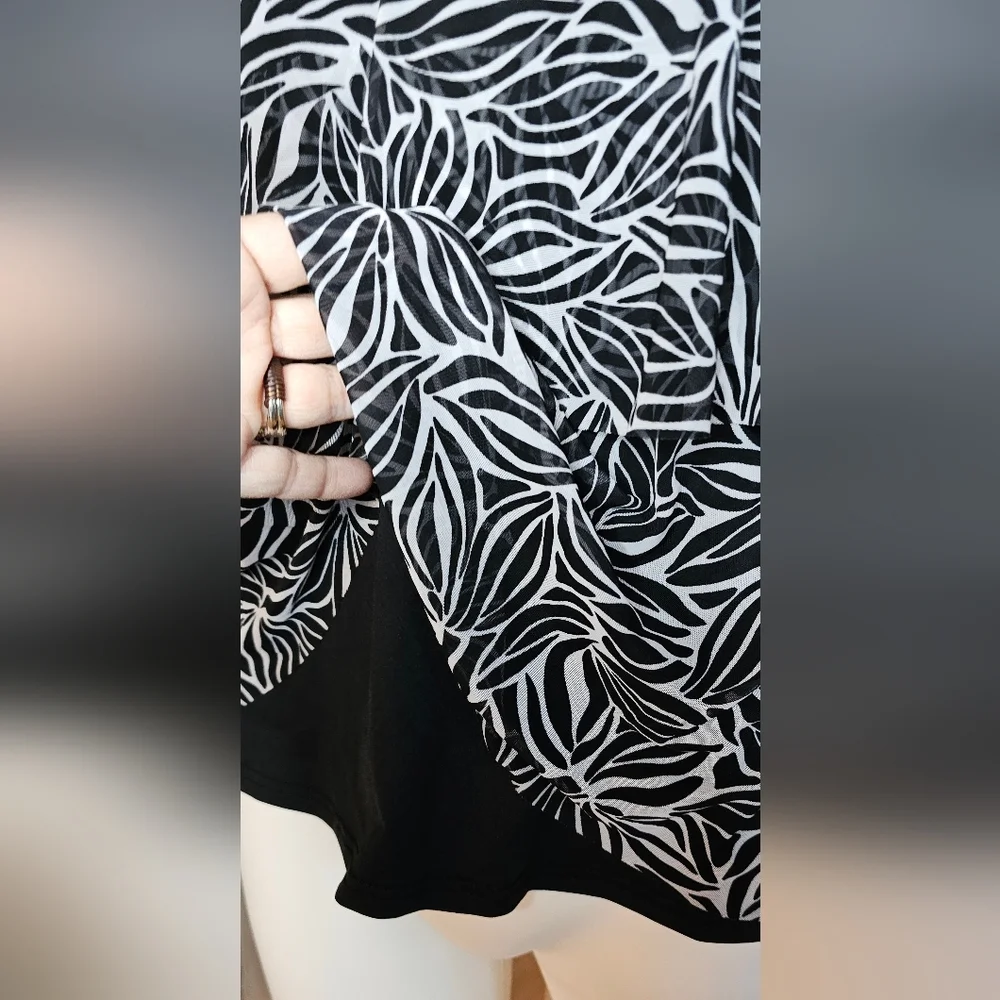 Lands' End Tankini Top Black White Layered Mesh Women's Swim NWT Small